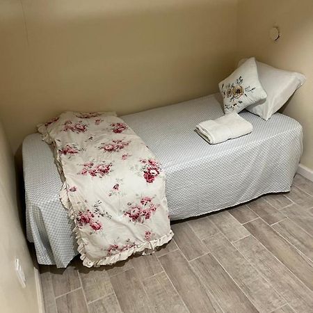 ניו יורק A Cozy Room In Queens מראה חיצוני תמונה